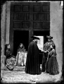 Escena en puerta de iglesia (años 1860).jpg