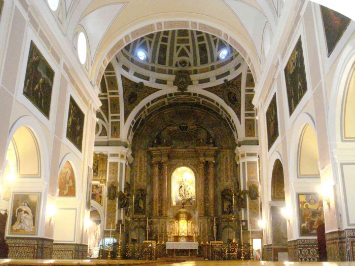 Archivo:Interior Sto Ángel (Sevilla).jpg