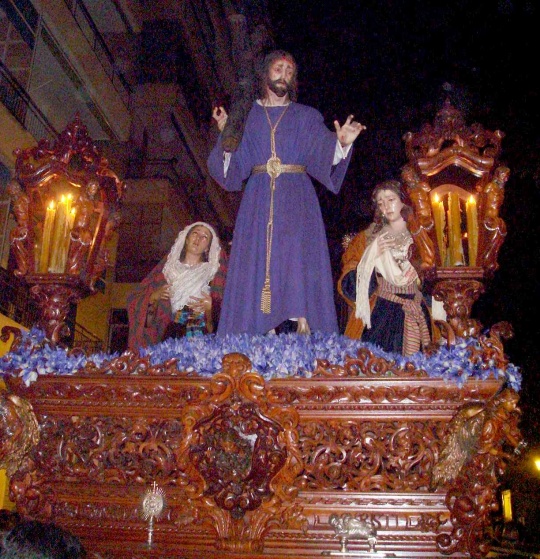 Archivo:Nazareno Misión (Sevilla).jpg
