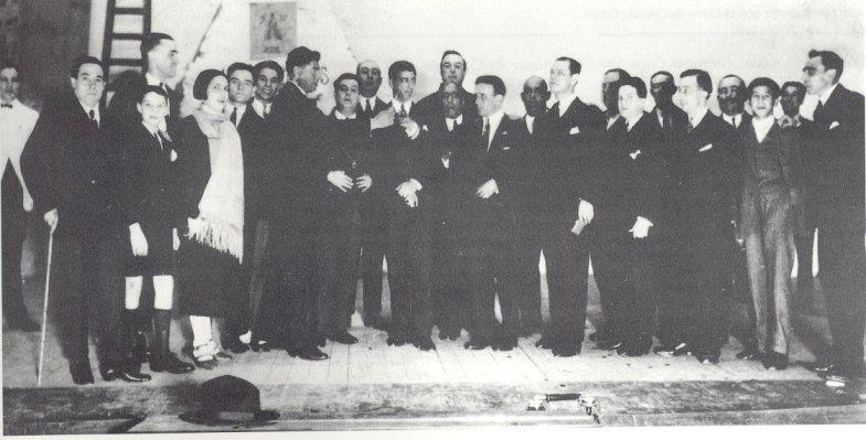 Acto de entrega de la segunda llave de Oro a Manuel Vallejo en el teatro Pavón de Madrid el 6 diciembre de 1926