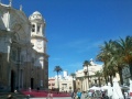Plaza Catedral en Cádiz.jpg