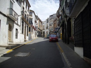 Calle Puerta la muela Iznájar.jpg