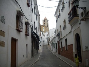 Calle cristobal de castro Iznájar.jpg