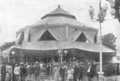 Caseta del Ayuntamiento durante el concierto del Centro Filarmónico (1922).png