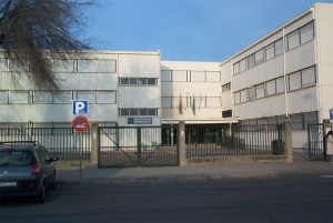 Colegio Fernán Pérez de Oliva.jpg