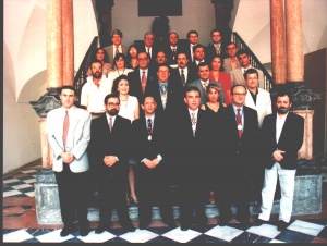 Corporación 1995 1999 Escalera.jpg