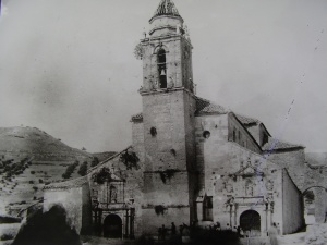 Iglesia dominicana de Doña Mencía.jpg