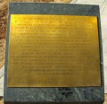 Placa conmemorativa de los fusilamientos en la Guerra Civil (Cementerio San Rafael).jpg