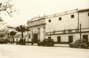 Plaza de toros de los Tejares (años 1940).jpg