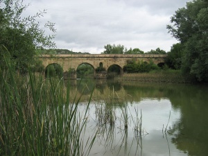 Puente Mocho del río Guadalmellato.jpg