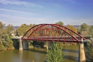 Puente rio villafrancadecordoba.jpg