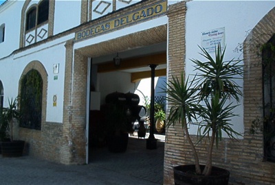 Puerta Bodegas Delgado.jpg