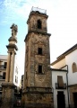 Torre de la Iglesia deSanto Domingo de Silos (2006).jpg