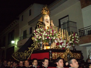 Virgen acompañando al sepulcro.JPG