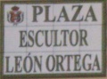 Plazaescultorleonortega1.JPG