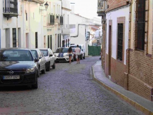 Principio Calle Poetisa Isabel Tejero (Calañas).jpg