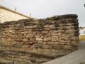 Fachada muralla de Ibros.jpg