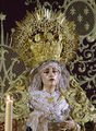 Virgen de las Penas de Málaga en la coronación del 2004.jpg