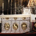 Altar mayor iglesia Sagrario (Sevilla).jpg