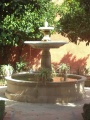 Fuente del patio de la Alcubilla (Sevilla).jpg