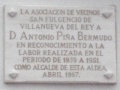 Lápida a A Piña (Villanueva del Rey).jpg