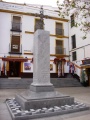Monumento I Vuelta al Mundo Sevilla.jpg