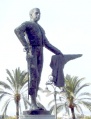 Monumento PL Vázquez (Sevilla).jpg
