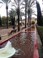 Paseo con estanques palacio Buhaira Sevilla.jpg