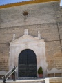 Puerta principal iglesia pedrera.JPG